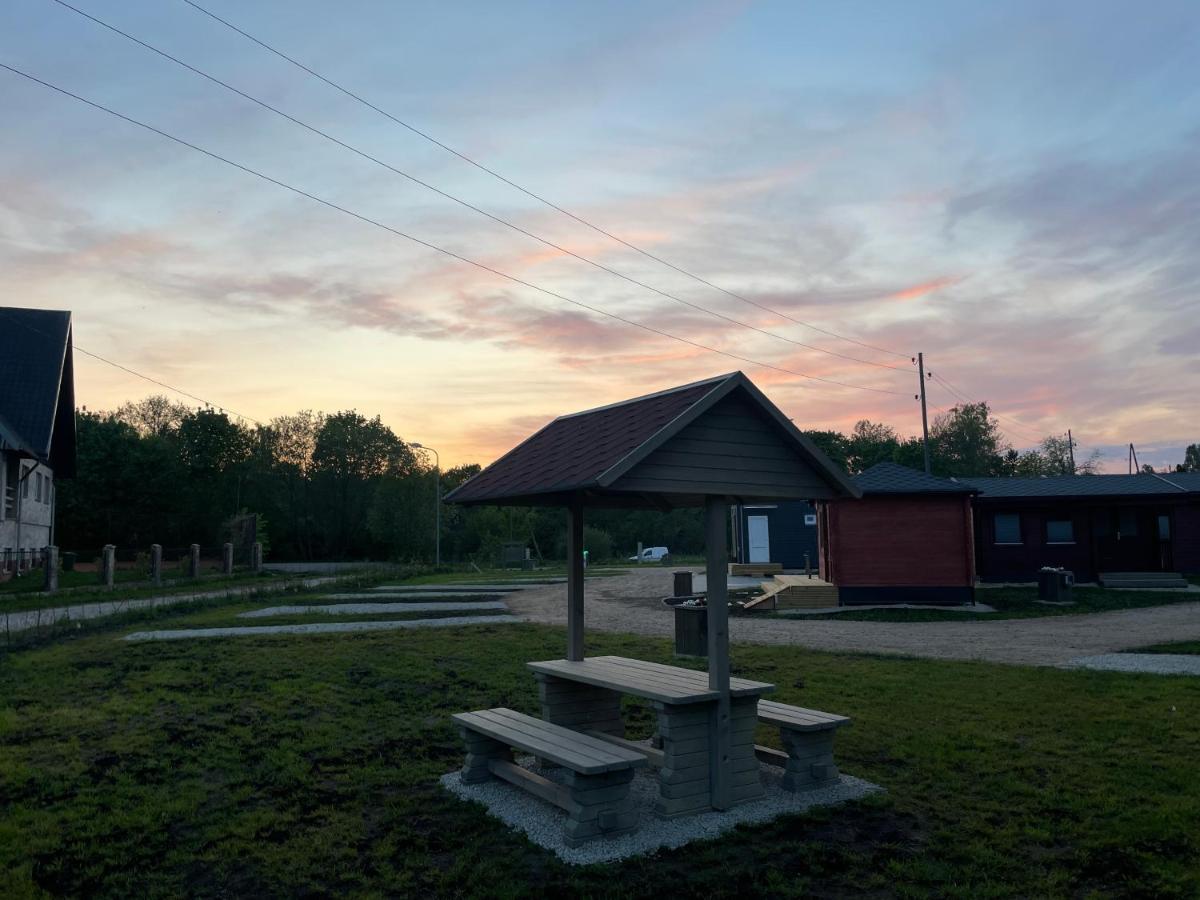 Womocamp Holzhuette 1 Hotel Саулкрасти Екстериор снимка